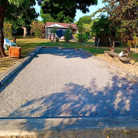 Pensionat Cabane Romantique Climatisee Avec Piscine En Pleine Nature