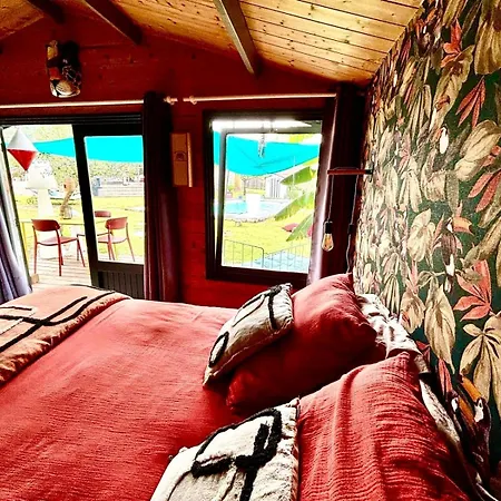 Cabane Romantique Climatisee Avec Piscine En Pleine Nature * Montignac (Gironde)