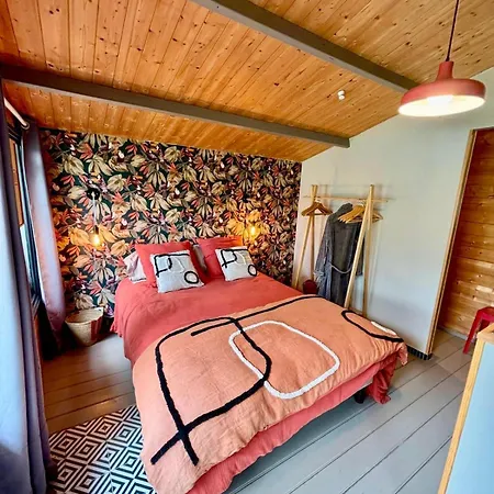 Cabane Romantique Climatisee Avec Piscine En Pleine Nature Pensionat